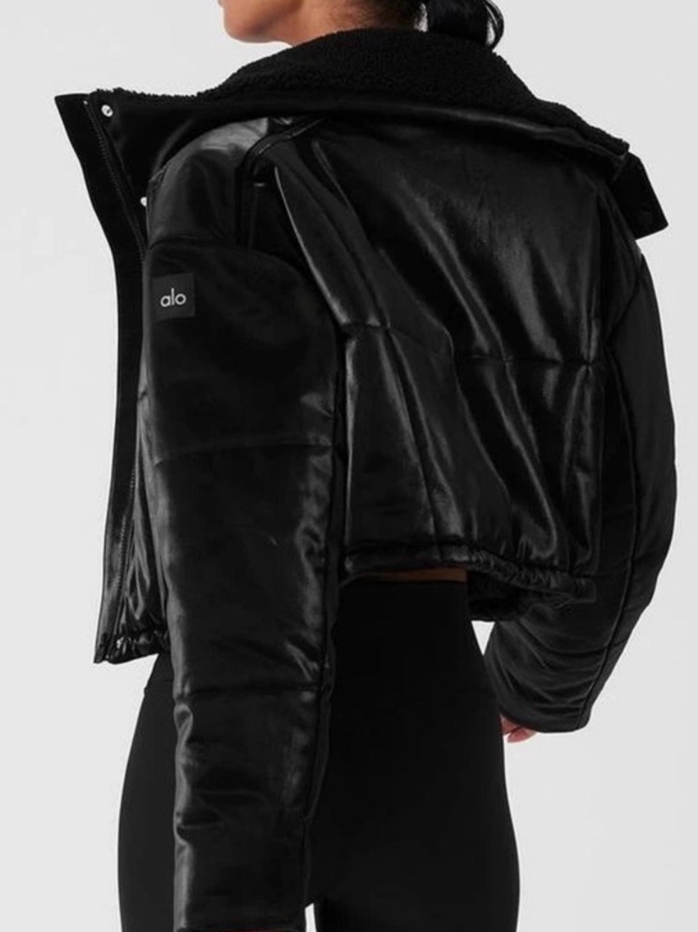 Alo Yoga Orion Cropped Puffer Jacket - Size Small - Picture 8 of 16